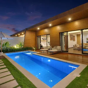 The Claremont Luxury Вилла Семиньяк